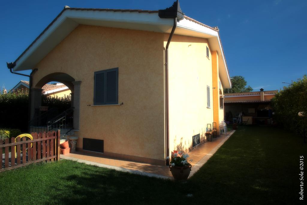 Bed and Breakfast Il Bacio E La Nocciola Labico Zimmer foto